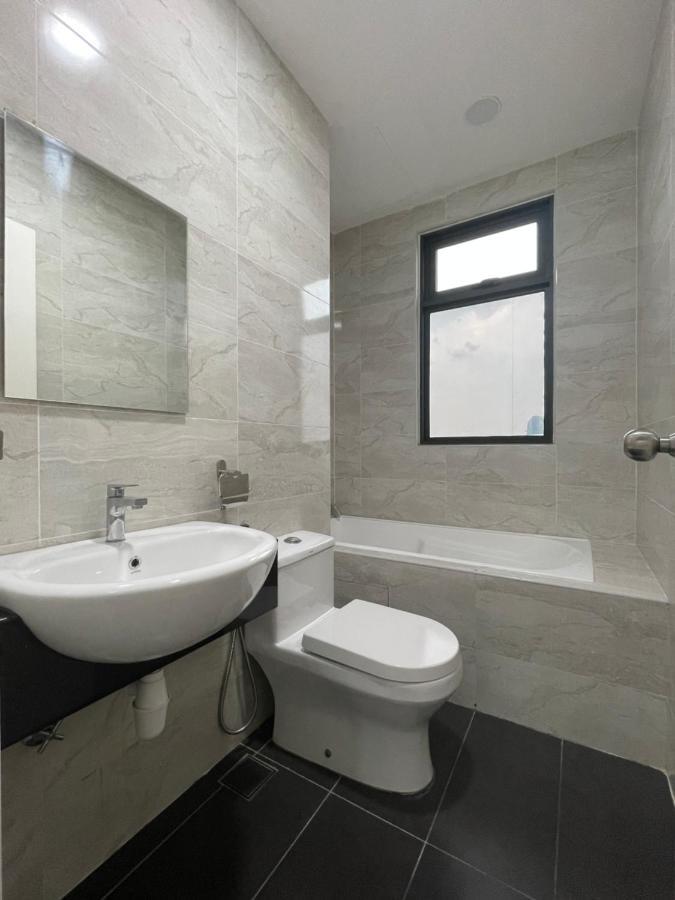 Sks Pavillion Residences By Beestay Management Джохор-Бару Экстерьер фото
